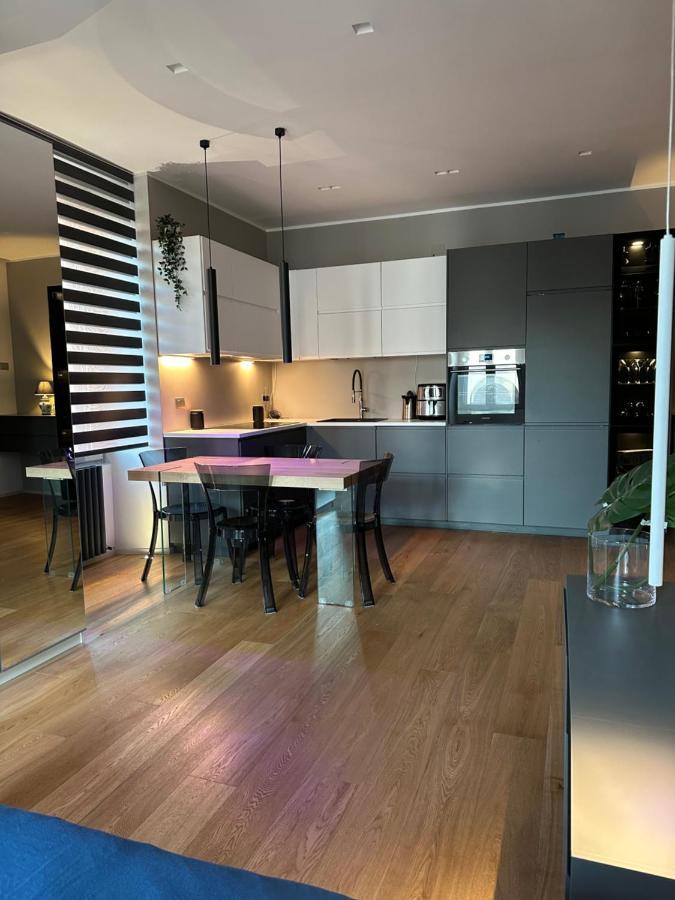 Lr Deluxe Apartments - Fondazione Prada - Metro M3 米兰 外观 照片