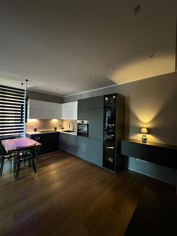 Lr Deluxe Apartments - Fondazione Prada - Metro M3 米兰 外观 照片
