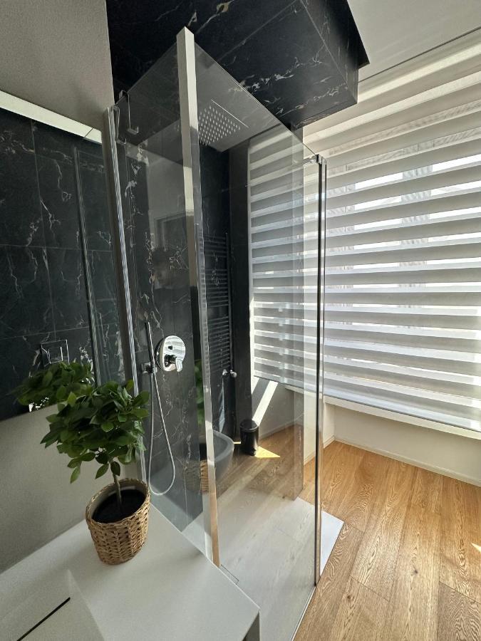 Lr Deluxe Apartments - Fondazione Prada - Metro M3 米兰 外观 照片
