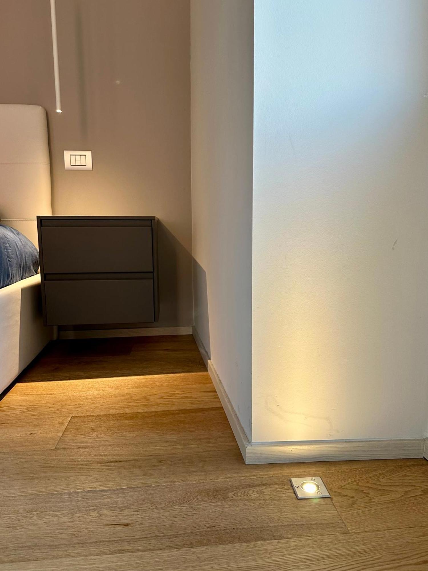 Lr Deluxe Apartments - Fondazione Prada - Metro M3 米兰 外观 照片